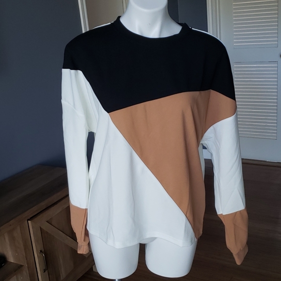 Dropped Shoulder Colorblock Top - Picture 5 of 8